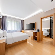 春成智选酒店(呼和浩特体育场民族学院店)