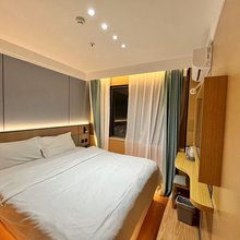煌溪智能酒店(苏州桥北京外国语学院店)