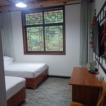 平山老房东饭店