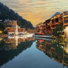 景宿梦澜·二十六号公馆(凤凰古城景区虹桥店)