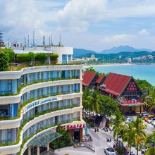 三亚鹿颐海景酒店(大东海海水浴场店)