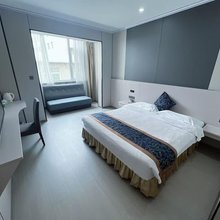 君悦商务宾馆(河津台头庙文化休闲广场店)