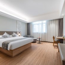 如家Up华驿智旅酒店(渭南富平南韩大街店)