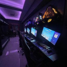逐星电竞公寓(晋中龙湖大街万达店)