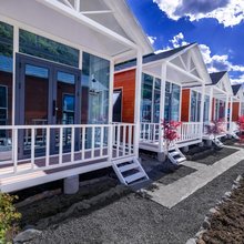 四季予你民宿(理小路店)