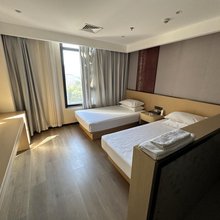 新密金悦汤泉酒店