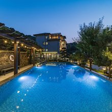 桐庐村上·云溪·Village度假民宿(虎啸峡漂流店)