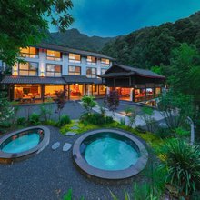 峨眉山悦庄清音汤泉民宿