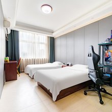竞族电竞酒店(河南农业职业学院店)