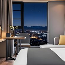 漫悦·MAN YUE Hotel酒店(昆明高铁南站春融街地铁站店)