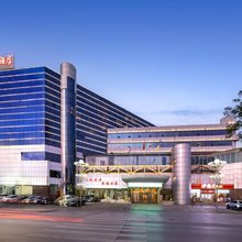 保定亚华大酒店((万博广场店)
