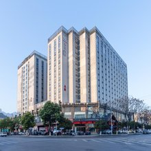 麗枫酒店(张家界天门山火车站店)