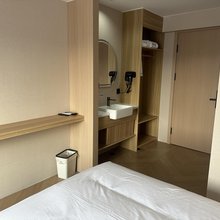 大漠美居酒店