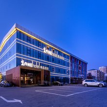 1one精品酒店(北京环球度假区万盛东地铁站店)