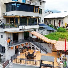 边居轻奢民宿