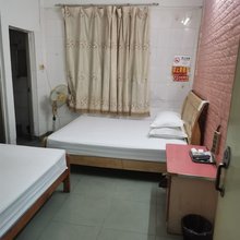 向南住宿(深圳向南村店)