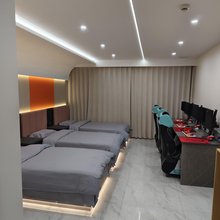 凌飞电竞酒店(德州开发区商贸城董子园风景区店)