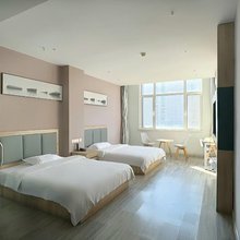 唐山鑫隆精选酒店(新三加市场店)