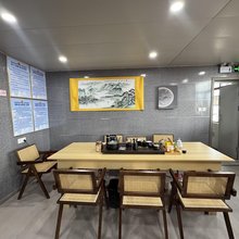 冈仁波齐金山客栈