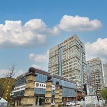 速8酒店(净月新城大街巴蜀映巷店)