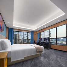 潮汐电竞酒店(长沙贺龙体育馆店)