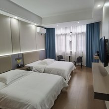 广逸酒店(恩施火车站店)