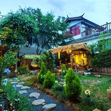 丽江山边客栈