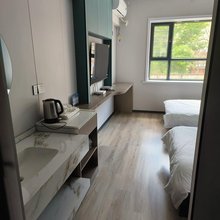 布尔津县贾登峪大酒店