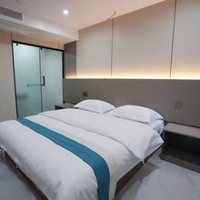 明豪雅居宾馆(成都西站店)