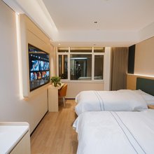 赫澜庭酒店(兰州雁滩工业城万达广场店)