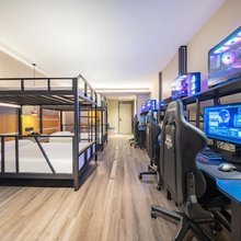 美娱·星峰电竞酒店(济宁邹城华茂万商城店)