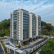 珠海君叶庭海岸轻居(情侣中路海天公园店)