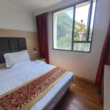 思芳商务宾馆(安顺火车站店)