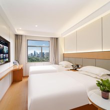 沁驰酒店(上海百联中环真光路地铁站店)