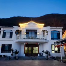 鞍山千山伴山民宿