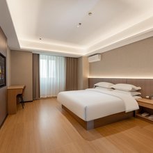 乐宸和宜酒店(文艺路地铁站店)