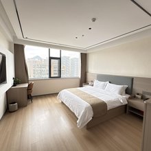格林纳丁酒店(六盘水水城古镇店)