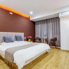 阑珊小筑酒店(承德南站大学城店)