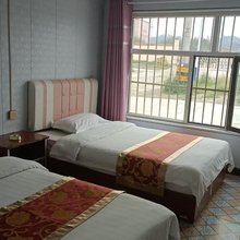 祁连央隆乡格桑花牧家园