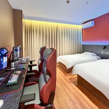 悦途电竞酒店(宜昌东站店)