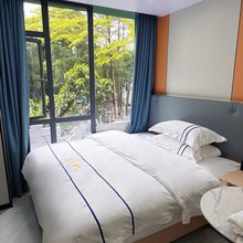 途旅公寓(深圳世界之窗白石洲地铁站店)