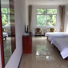 霍山花乡人家酒店