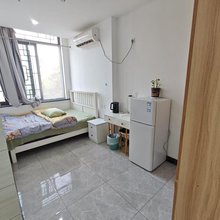 悦客来公寓(仓汇路店)