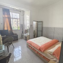 合理宾馆(珥季路地铁站大都摩天店)