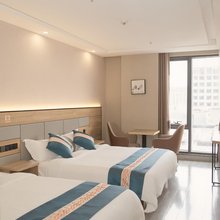 临沪酒店(上海航海博物馆滴水湖店)