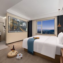 铂雅未来-YOUNG IS FASHION酒店(龙口博商购物广场振华商厦店)