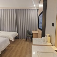 格林豪泰智选酒店(松江大学地铁站店)