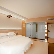 绿谷酒店(务川县政府店)