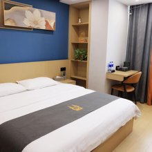 沄庭酒店(好吃街店)