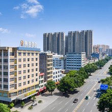 虔美·康泊酒店(赣州南康家具市场店)